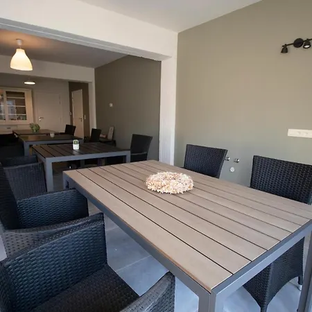 De Hoog Velden 15 Apartamento NeerNeerpelt Exterior foto