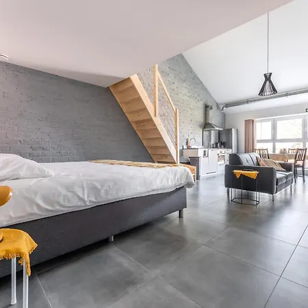 De Hoog Velden 15 Apartamento NeerNeerpelt Exterior foto